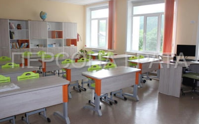 Парта одноместная Де Гласси Н (рост 5-7)  ЛДСП Дуб Сантана/ Металл Серый+Оранжевый