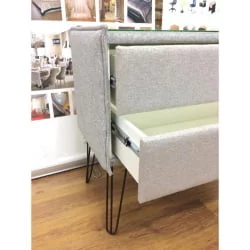 Комод Лейд в ткани Taft на опорах CHХ