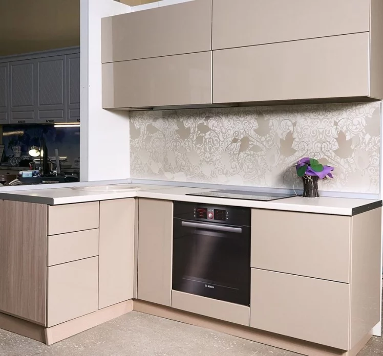 Глянцевый фартук (КОМПОЗИТ) KM 37_1