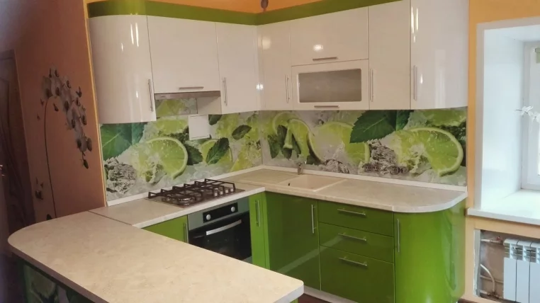 Глянцевый фартук (КОМПОЗИТ) KM 19_9